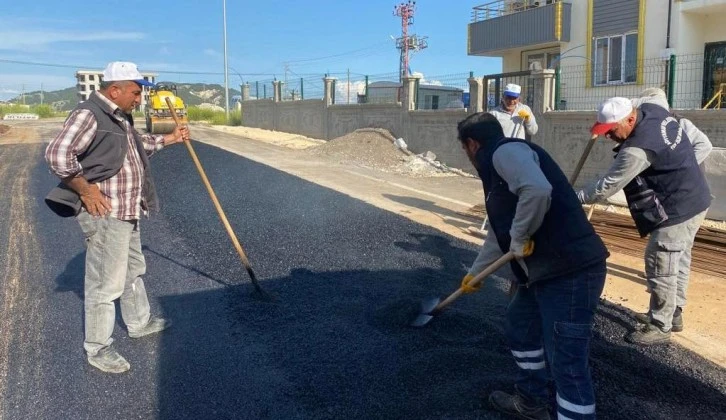 Yıpranan yollar onarılıyor