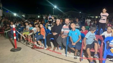 Adıyaman Belediyesi’nden Konteyner Kent’te Türkü Gecesi 