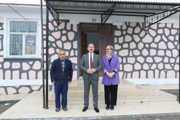 Adıyaman İl Milli Eğitim Müdürü Ali Tosun'un bugünkü durağı Ovakuyucuk İlkokulu, Hasankendi İlk/Ortaokulu ve Özelevler İlkokulu oldu