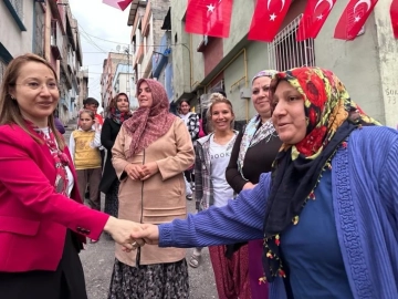 Derya BAKBAK’A Gün Yetmiyor