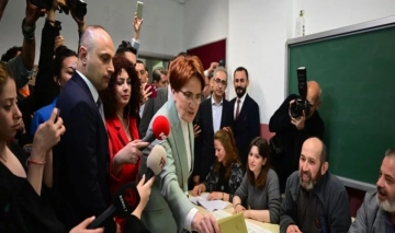 Meral Akşener oyunu kullandı