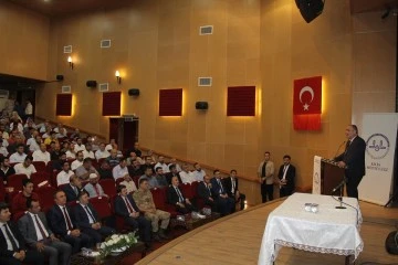 ‘PEYGAMBERİMİZ, CAMİ VE İRŞAT’ KONULU KONFERANS PROGRAMI DÜZENLENDİ