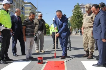 “YAYALARA ÖNCELİK DURUŞU, HAYATA SAYGI DURUŞU” ETKİNLİĞİ DÜZENLENDİ